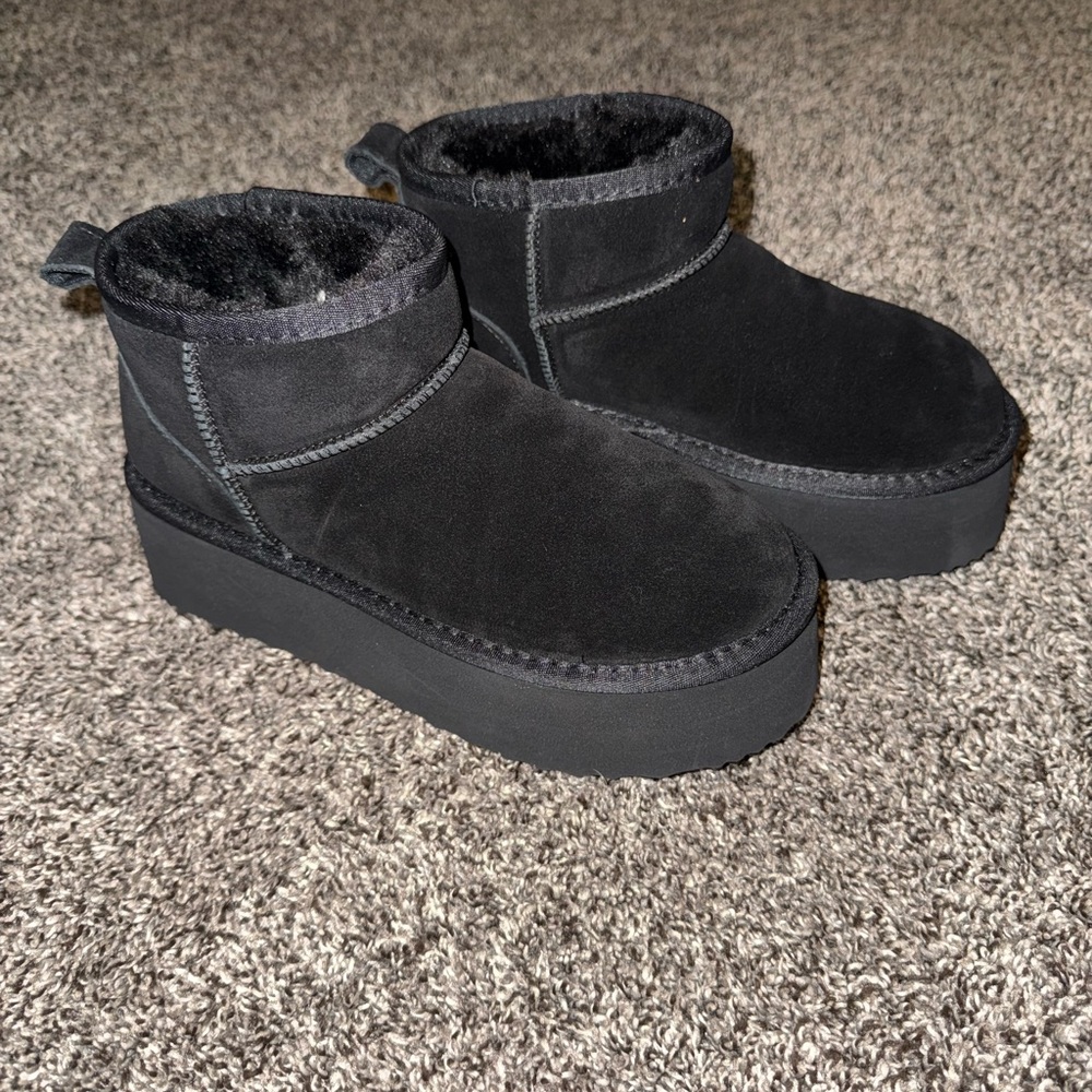 Black Dream Pairs boots